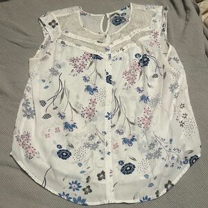 Lightweight casual blouse